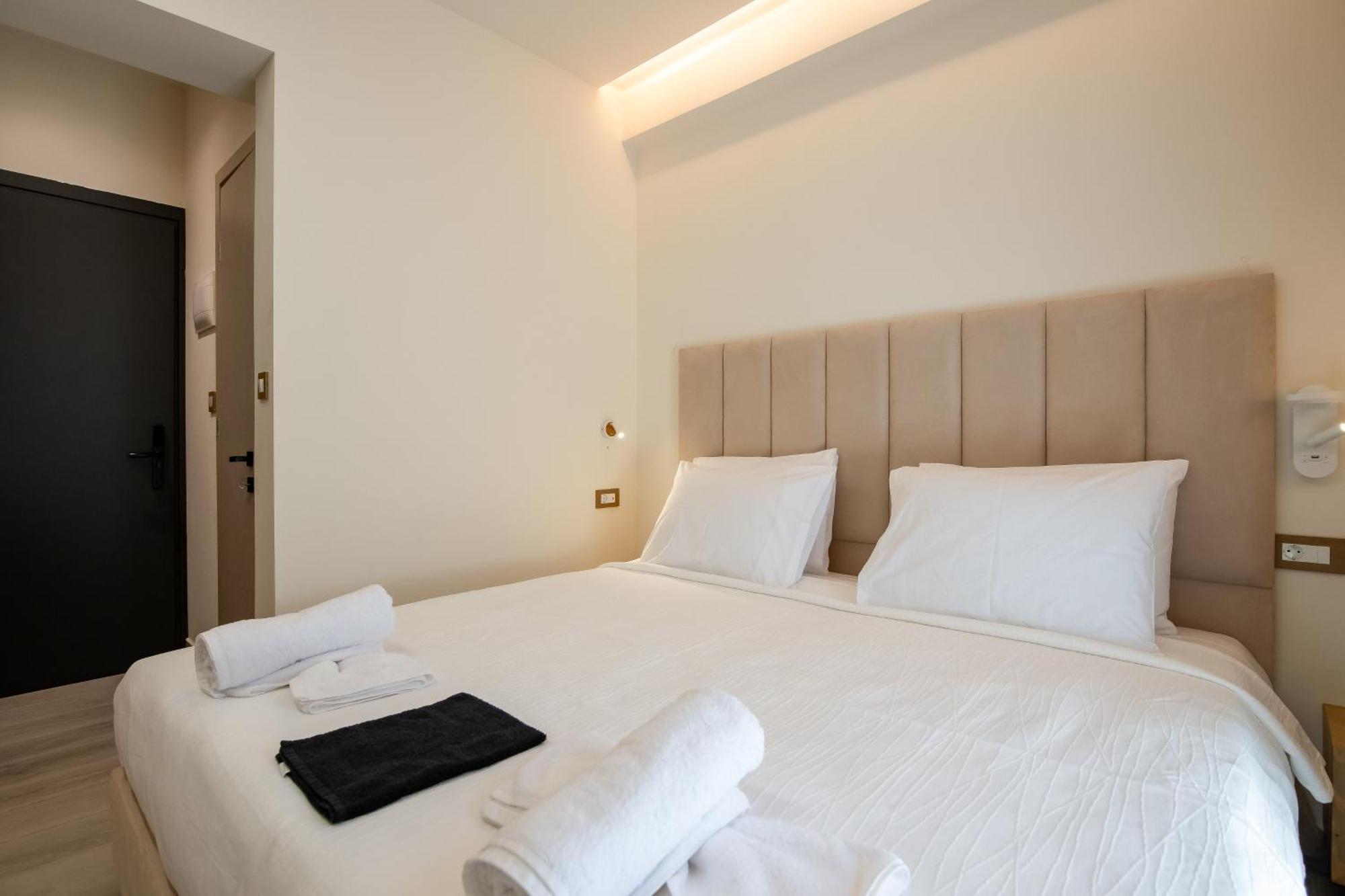 העיירה סקיאתוס Ocean 11 Hotel מראה חיצוני תמונה